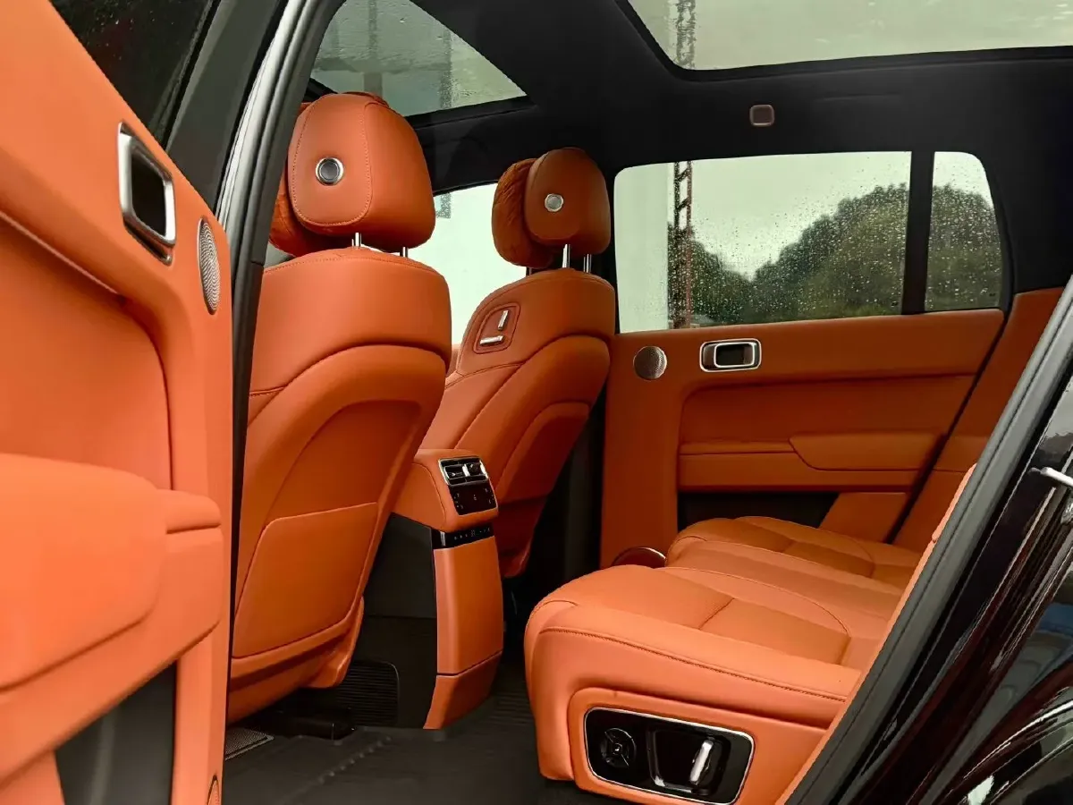 2024 Li L8 Range Extended 154HP REEV 42.8KWH,autocango,china used car exporter,china ev exporter,chinese used car exporter,chinese used ev exporter