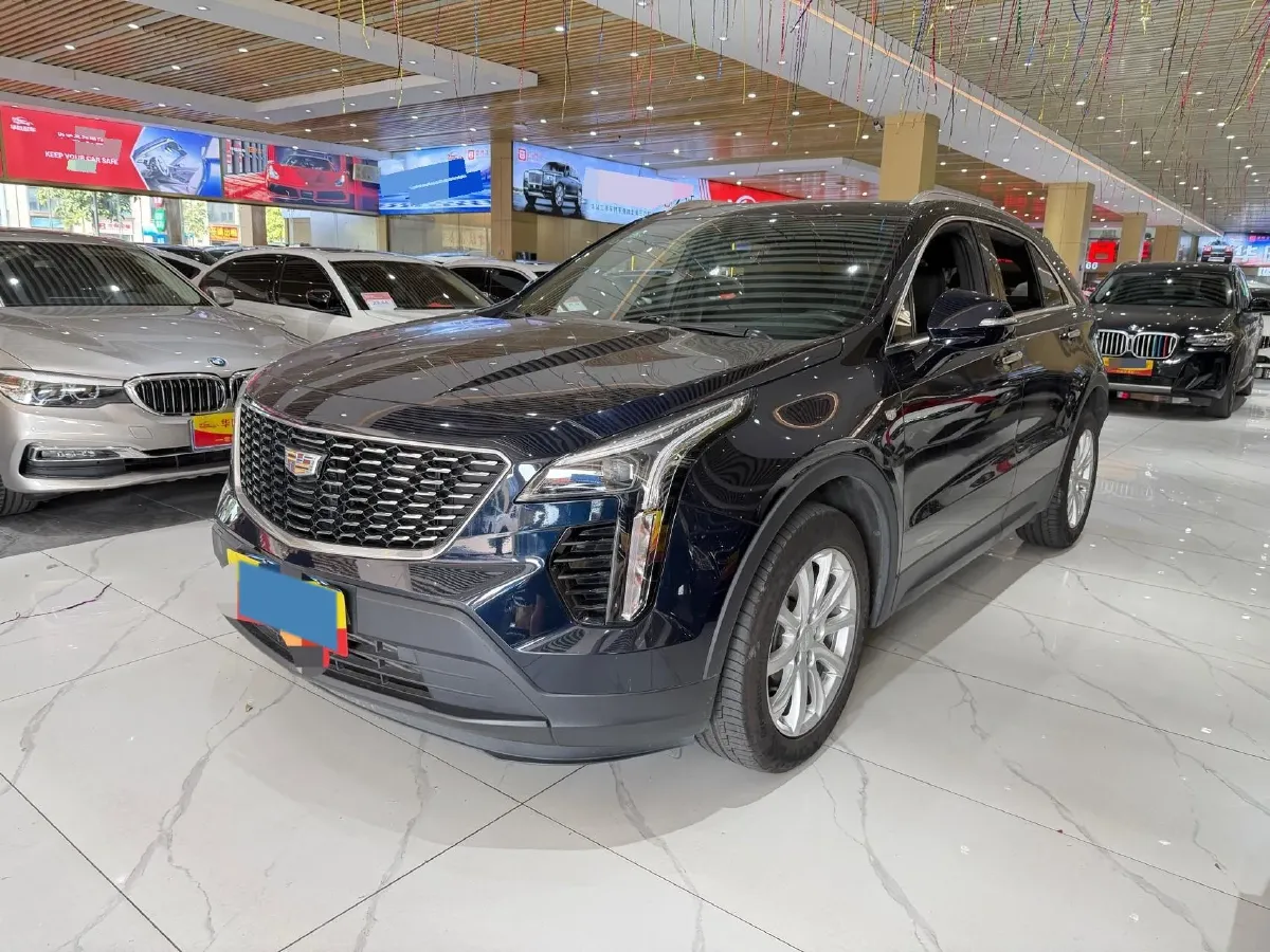 2020 Cadillac XT4 2.0T 237HP L4 9AT,autocango,china used car exporter,china ev exporter,chinese used car exporter,chinese used ev exporter
