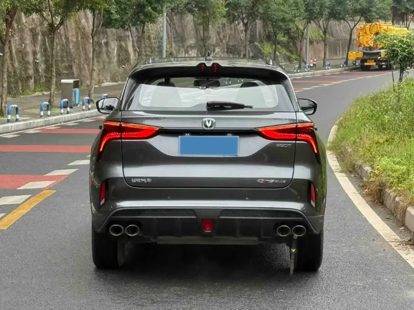 2021 ChangAn CS75 Plus 2.0T 233HP L4 8AT,autocango,china used car exporter,china ev exporter,chinese used car exporter,chinese used ev exporter