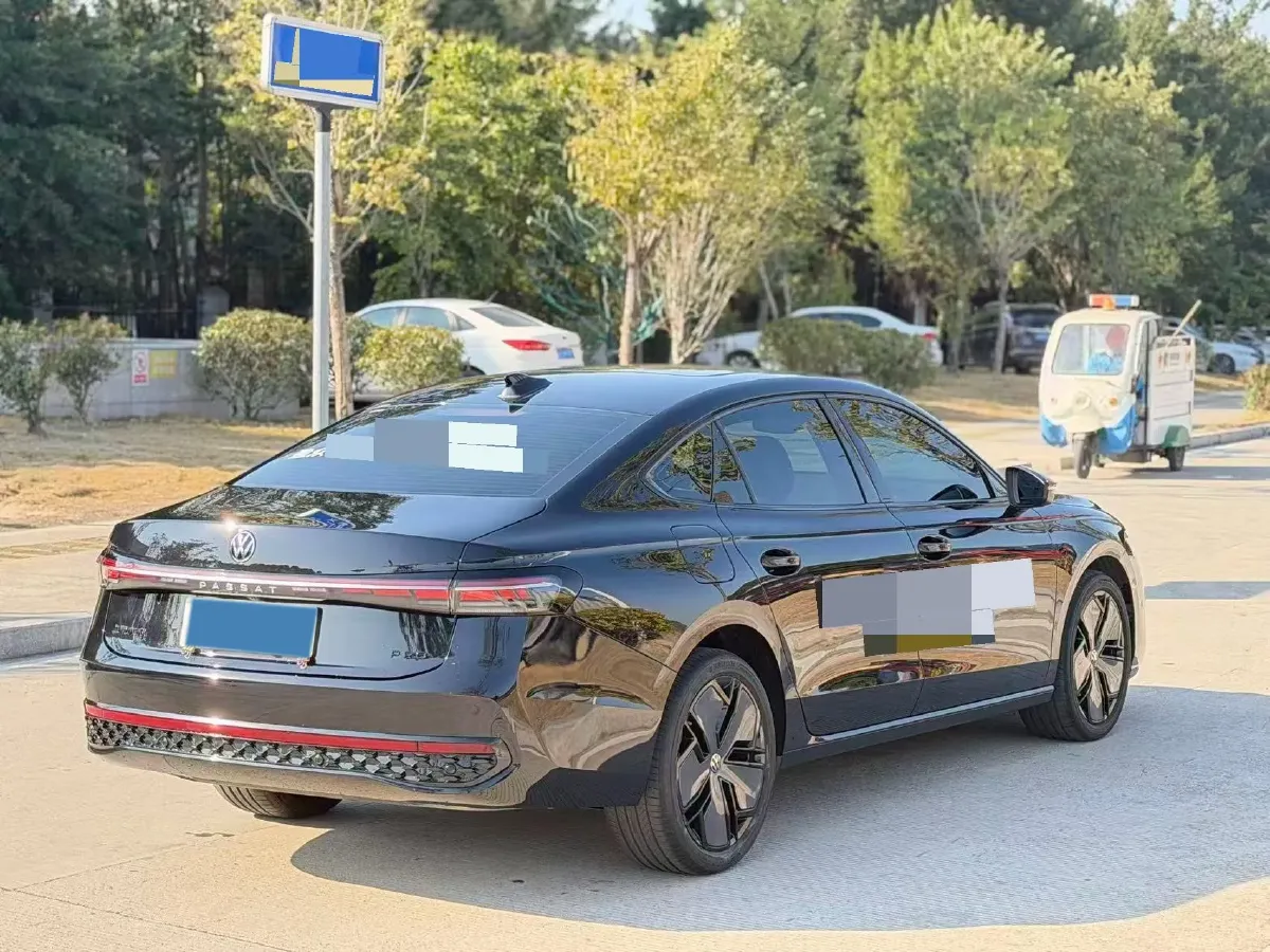 2025 Volkswagen Passat 2.0T 220HP L4 7DCT,autocango,china used car exporter,china ev exporter,chinese used car exporter,chinese used ev exporter