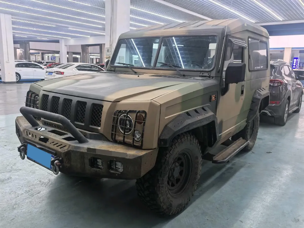 2019 MAXUS XinTu V80 2.5T 136HP L4 6MT,autocango,china used car exporter,china ev exporter,chinese used car exporter,chinese used ev exporter