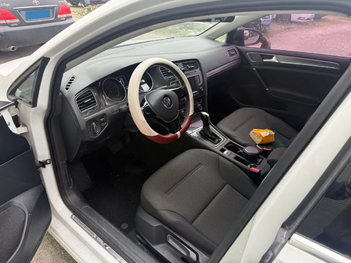 2017 Volkswagen Golf 1.4T 131HP L4 7DCT,autocango,china used car exporter,china ev exporter,chinese used car exporter,chinese used ev exporter