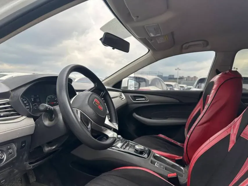 2021 Jeep Renegade 1.3T 173HP L4 7DCT,autocango,china used car exporter,china ev exporter,chinese used car exporter,chinese used ev exporter