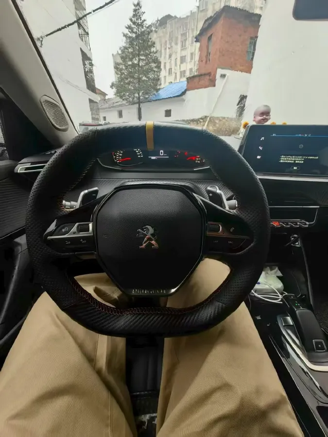 2022 Peugeot 2008 1.2T 136HP L3 6DCT,autocango,china used car exporter,china ev exporter,chinese used car exporter,chinese used ev exporter