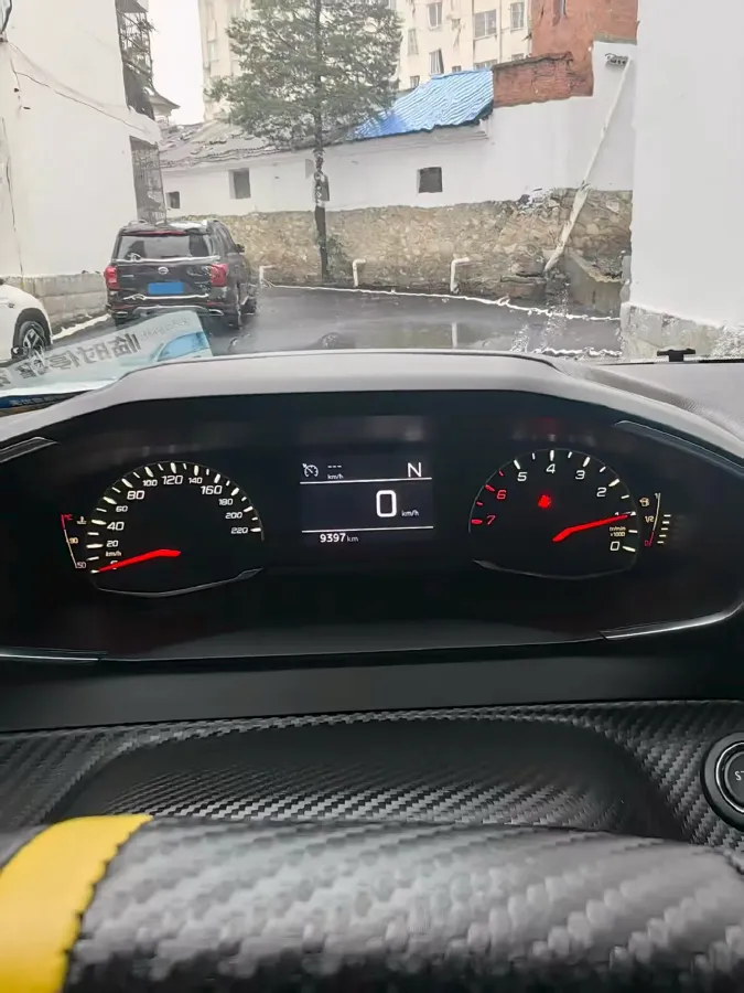 2022 Peugeot 2008 1.2T 136HP L3 6DCT,autocango,china used car exporter,china ev exporter,chinese used car exporter,chinese used ev exporter