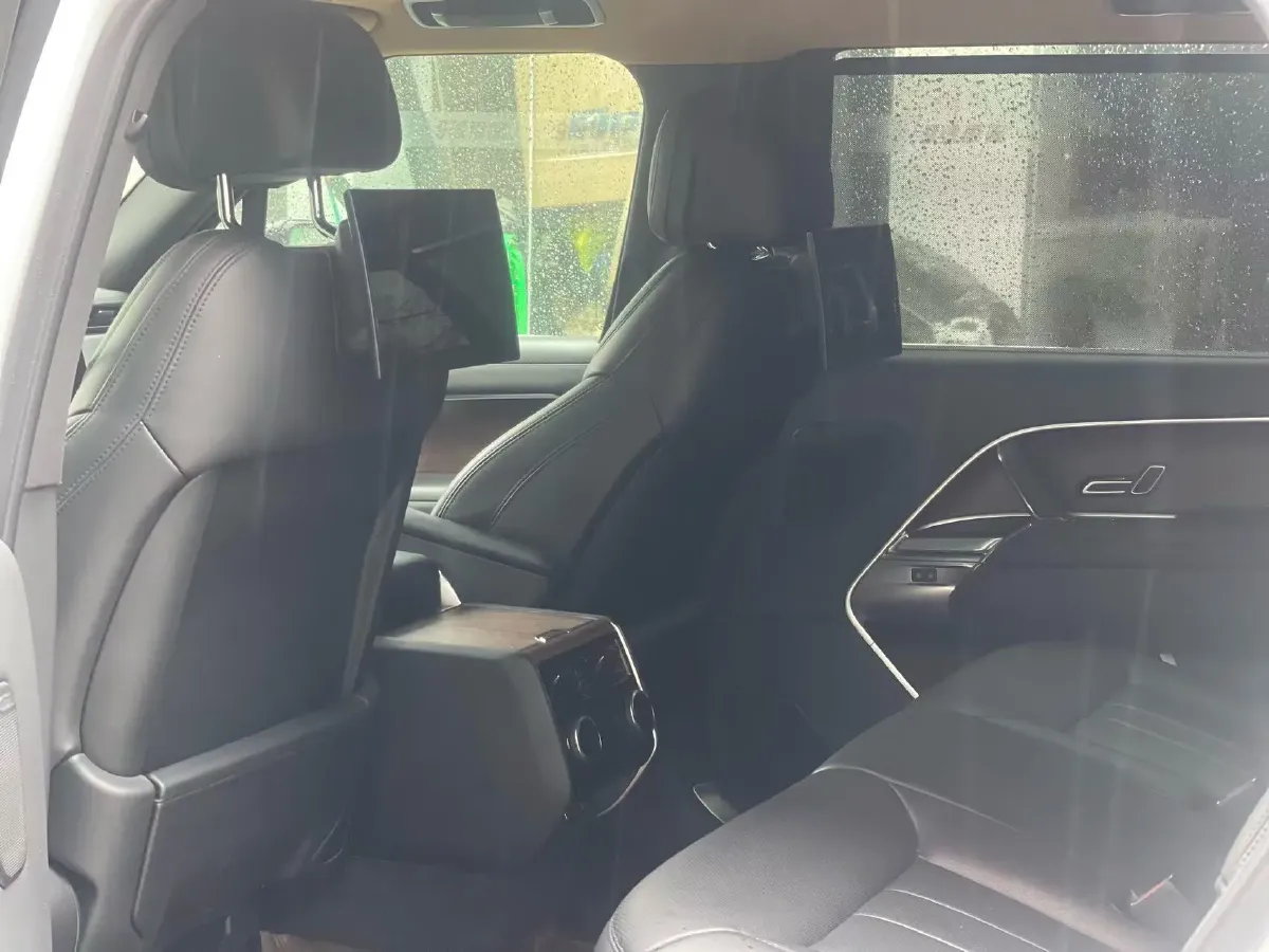 2024 Land Rover Range Rover 3.0T 400HP L6 8AT,autocango,china used car exporter,china ev exporter,chinese used car exporter,chinese used ev exporter