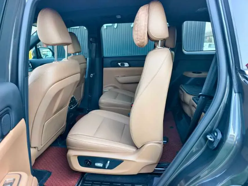 2021 Li ONE Range Extended 131HP REEV 40.5KWH,autocango,china used car exporter,china ev exporter,chinese used car exporter,chinese used ev exporter