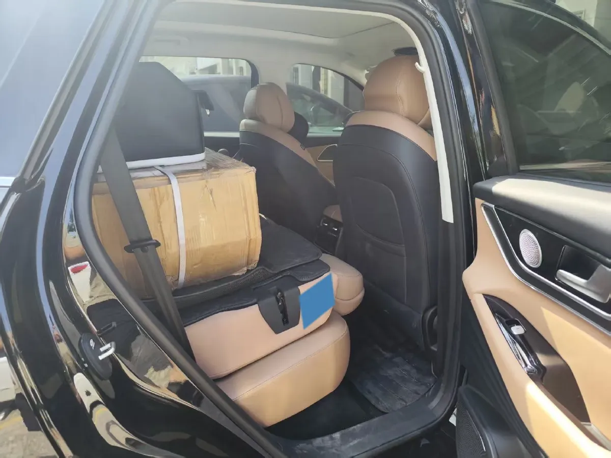 2024 Chery Tiggo8L 2.0T 254HP L4 8AT,autocango,china used car exporter,china ev exporter,chinese used car exporter,chinese used ev exporter