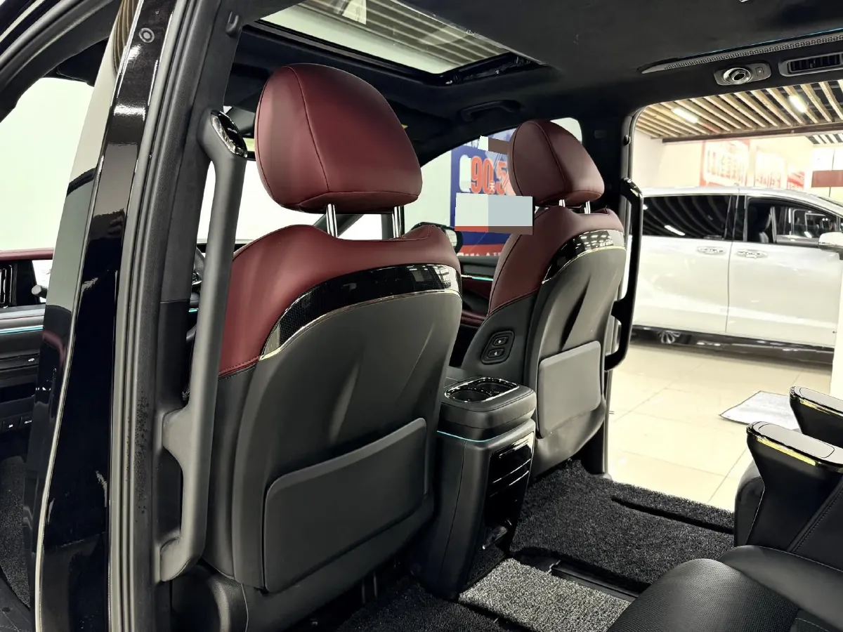 2023 GAC Trumpchi M8 2.0T 252HP L4 8AT,autocango,china used car exporter,china ev exporter,chinese used car exporter,chinese used ev exporter