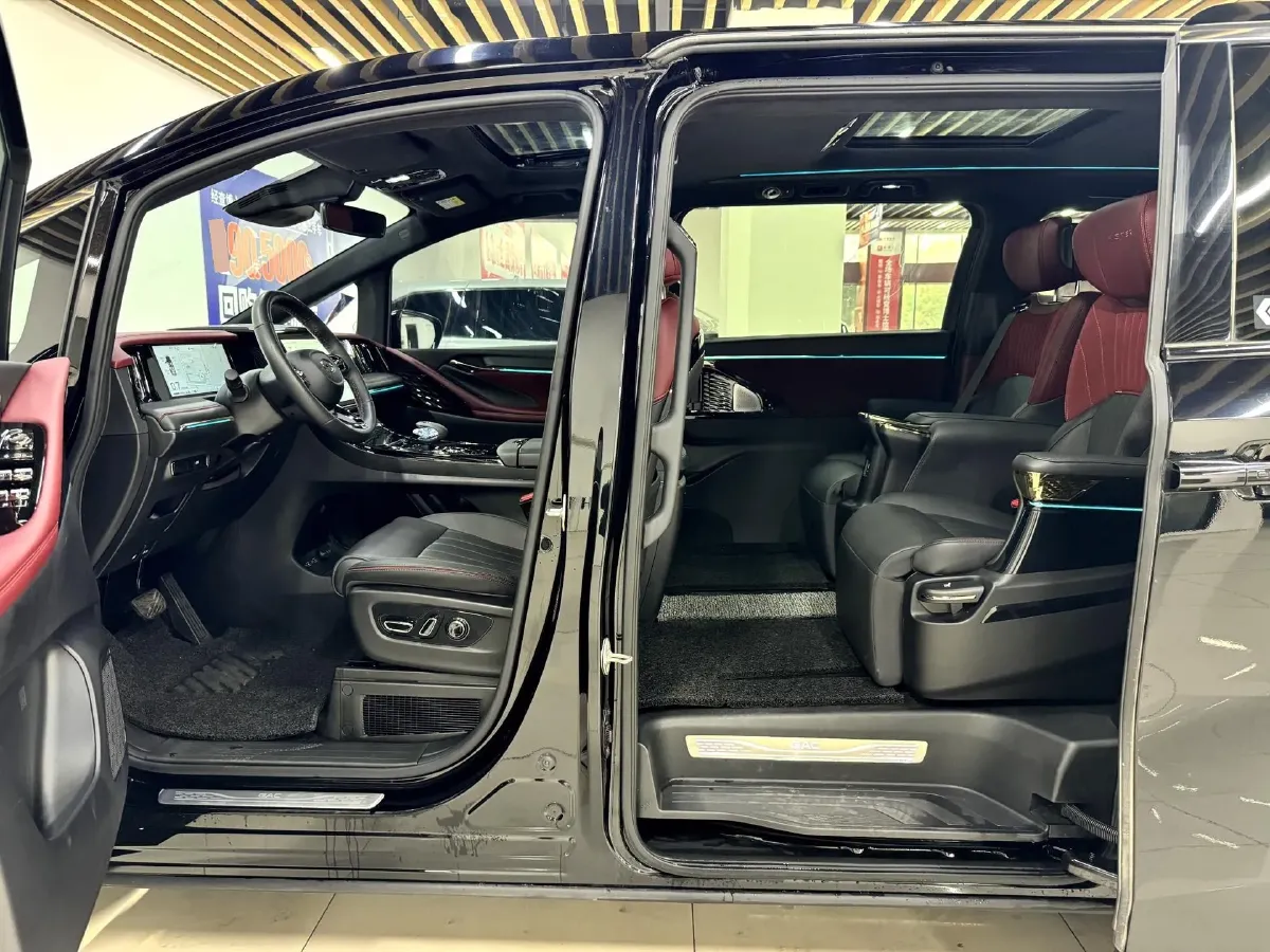 2023 GAC Trumpchi M8 2.0T 252HP L4 8AT,autocango,china used car exporter,china ev exporter,chinese used car exporter,chinese used ev exporter