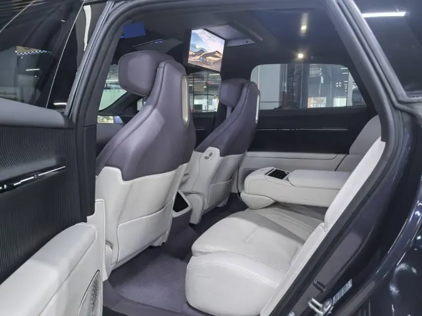 2025 Avatr 12 1.5T 156HP L4 REEV 39.05KWH,autocango,china used car exporter,china ev exporter,chinese used car exporter,chinese used ev exporter