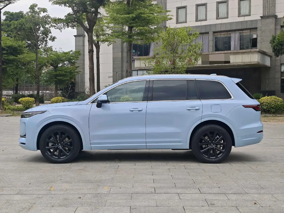 2020 Li ONE Range Extended 131HP REEV 40.5KWH,autocango,china used car exporter,china ev exporter,chinese used car exporter,chinese used ev exporter