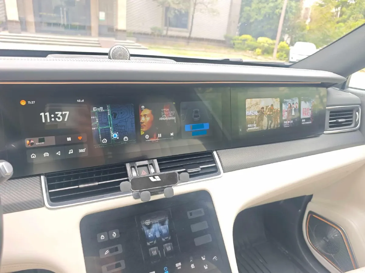 2020 Li ONE Range Extended 131HP REEV 40.5KWH,autocango,china used car exporter,china ev exporter,chinese used car exporter,chinese used ev exporter