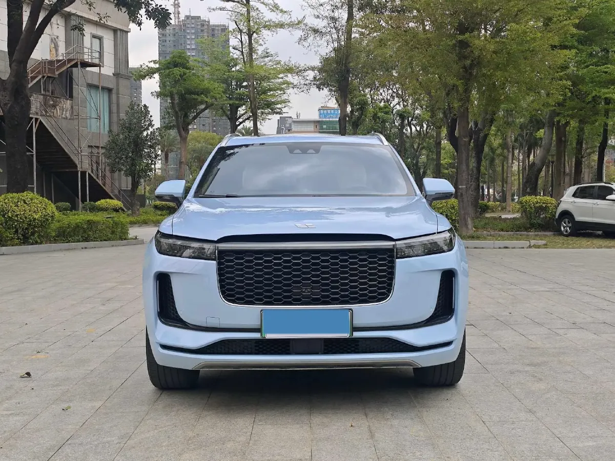 2020 Li ONE Range Extended 131HP REEV 40.5KWH,autocango,china used car exporter,china ev exporter,chinese used car exporter,chinese used ev exporter