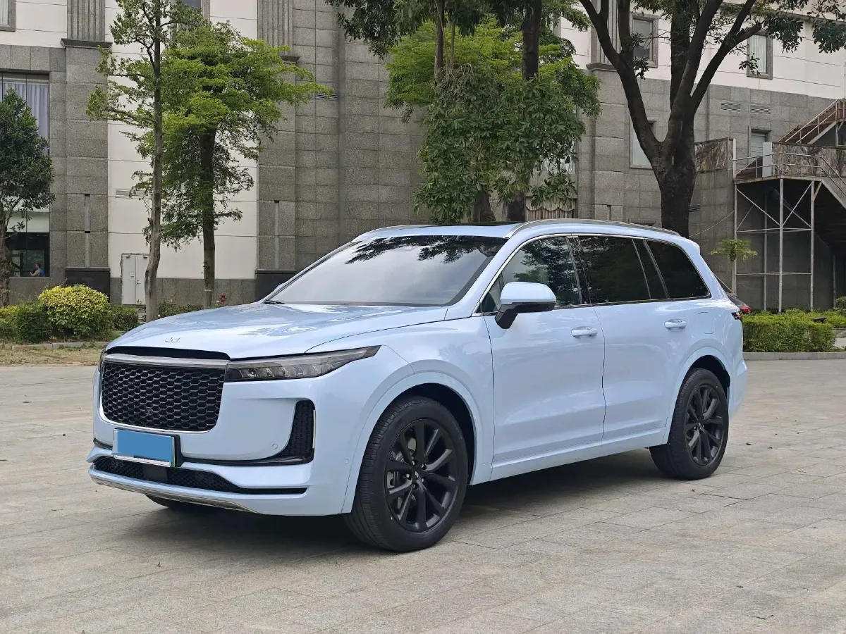 2020 Li ONE Range Extended 131HP REEV 40.5KWH,autocango,china used car exporter,china ev exporter,chinese used car exporter,chinese used ev exporter
