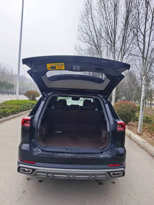 2022 Chery Tiggo 8 PRO 1.6T 197HP L4 7DCT,autocango,china used car exporter,china ev exporter,chinese used car exporter,chinese used ev exporter