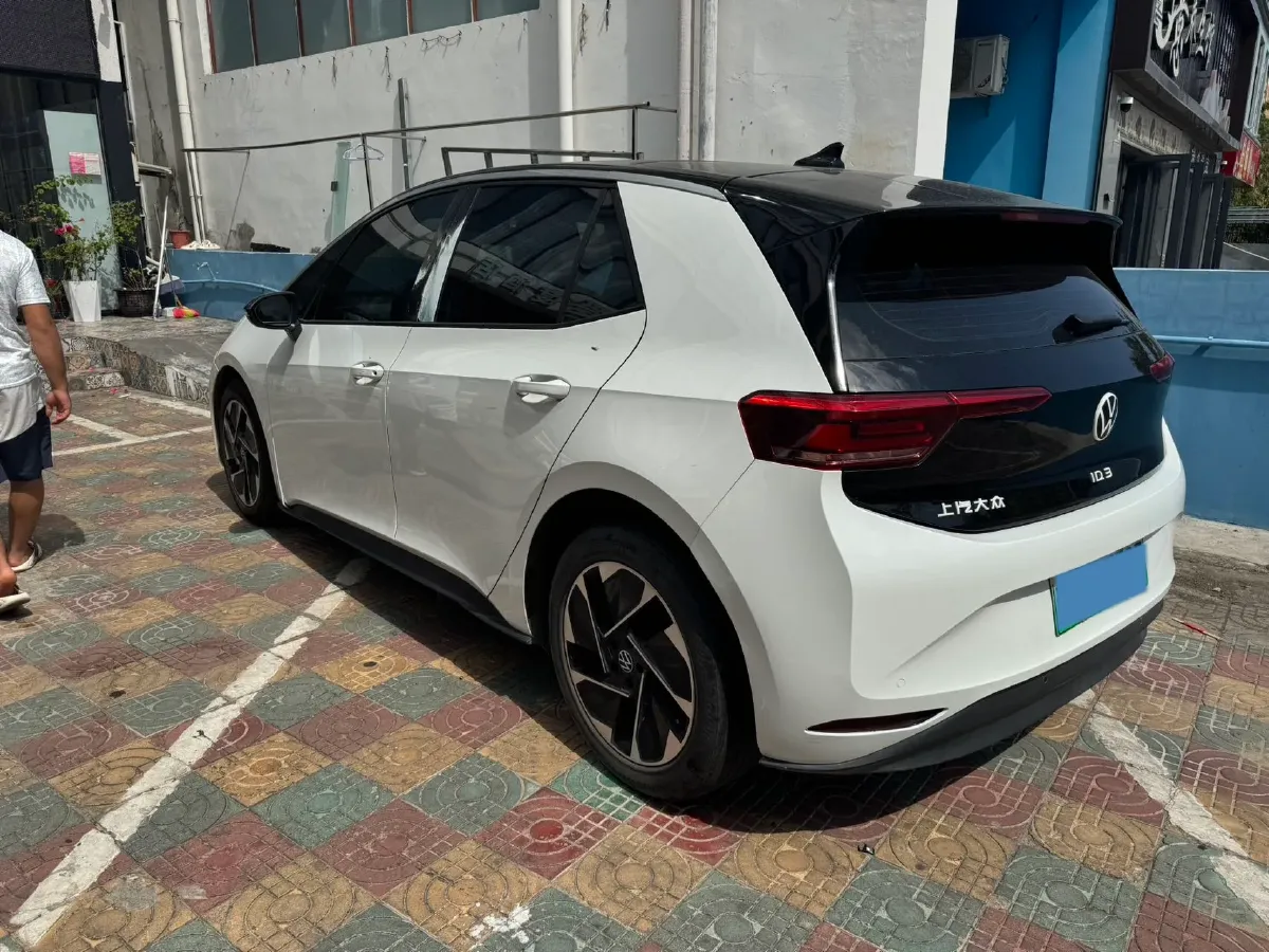 2024 Volkswagen ID.3 BEV 52.8KWH,autocango,china used car exporter,china ev exporter,chinese used car exporter,chinese used ev exporter