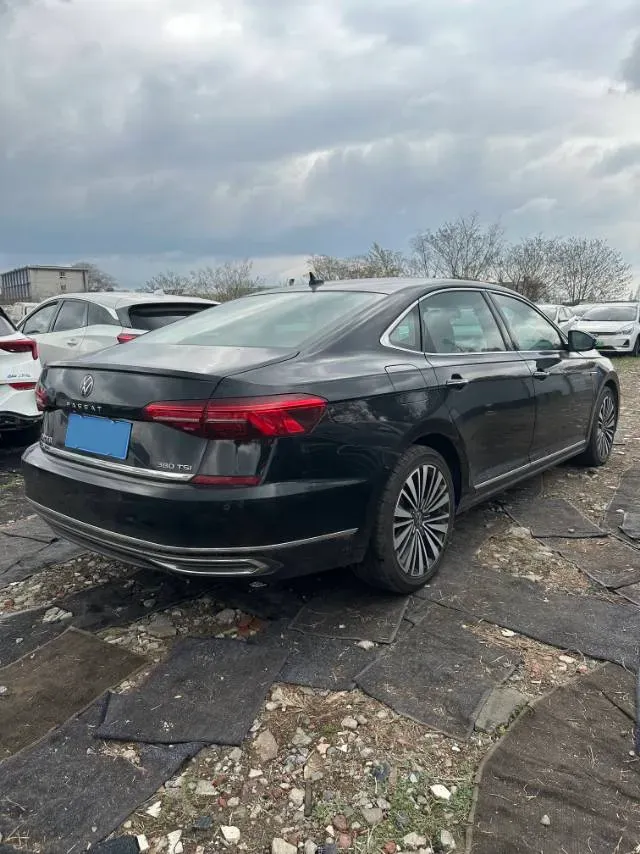 2019 Volkswagen Passat 2.0T 186HP L4 7DCT,autocango,china used car exporter,china ev exporter,chinese used car exporter,chinese used ev exporter