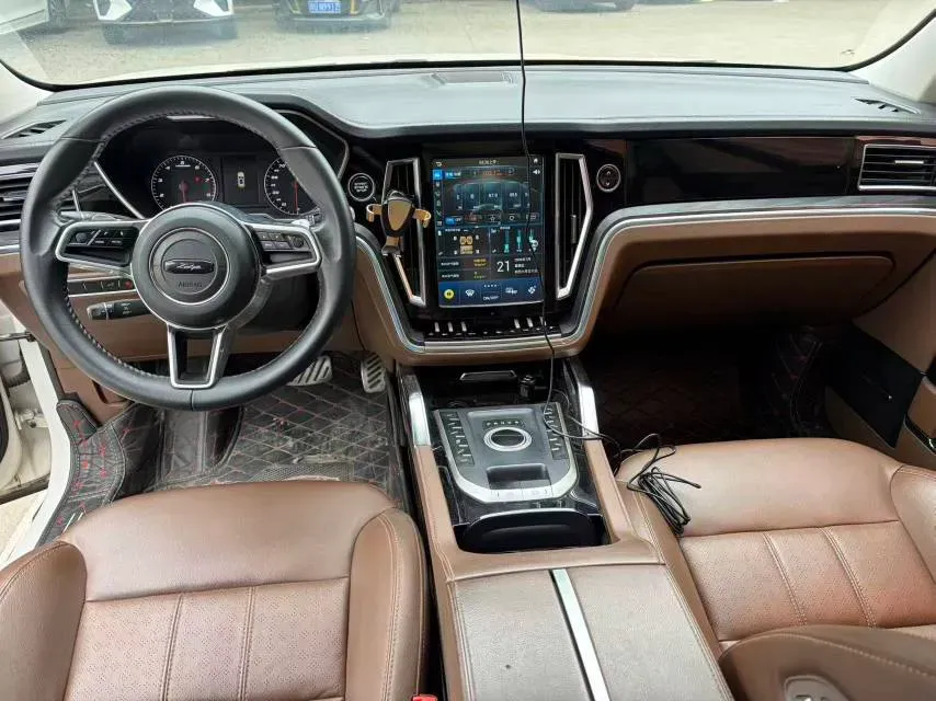 2017 Zotye T700 1.8T 177HP L4 6DCT,autocango,china used car exporter,china ev exporter,chinese used car exporter,chinese used ev exporter