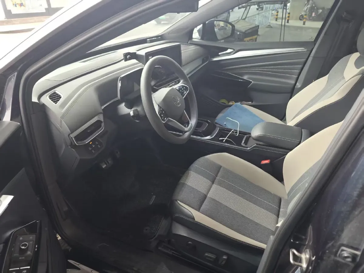 2024 Volkswagen ID.4 Crozz BEV 55.7KWH,autocango,china used car exporter,china ev exporter,chinese used car exporter,chinese used ev exporter