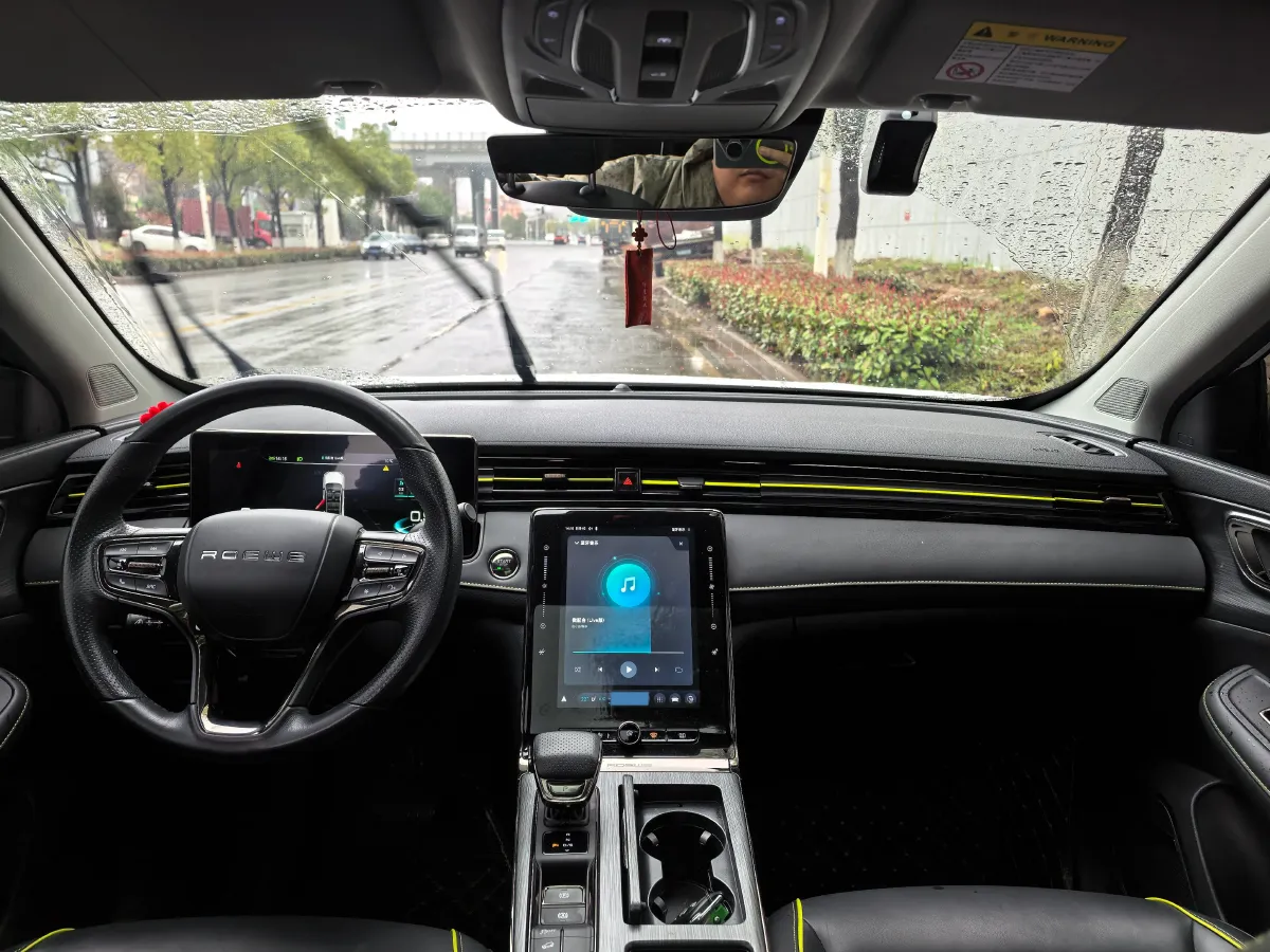 2021 Roewe RX5 1.5T 181HP L4 7DCT,autocango,china used car exporter,china ev exporter,chinese used car exporter,chinese used ev exporter