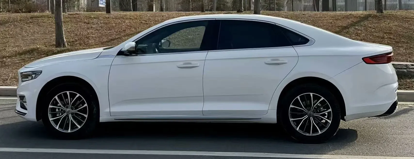 2025 Geely Preface 1.5T 181HP L4 7DCT,autocango,china used car exporter,china ev exporter,chinese used car exporter,chinese used ev exporter