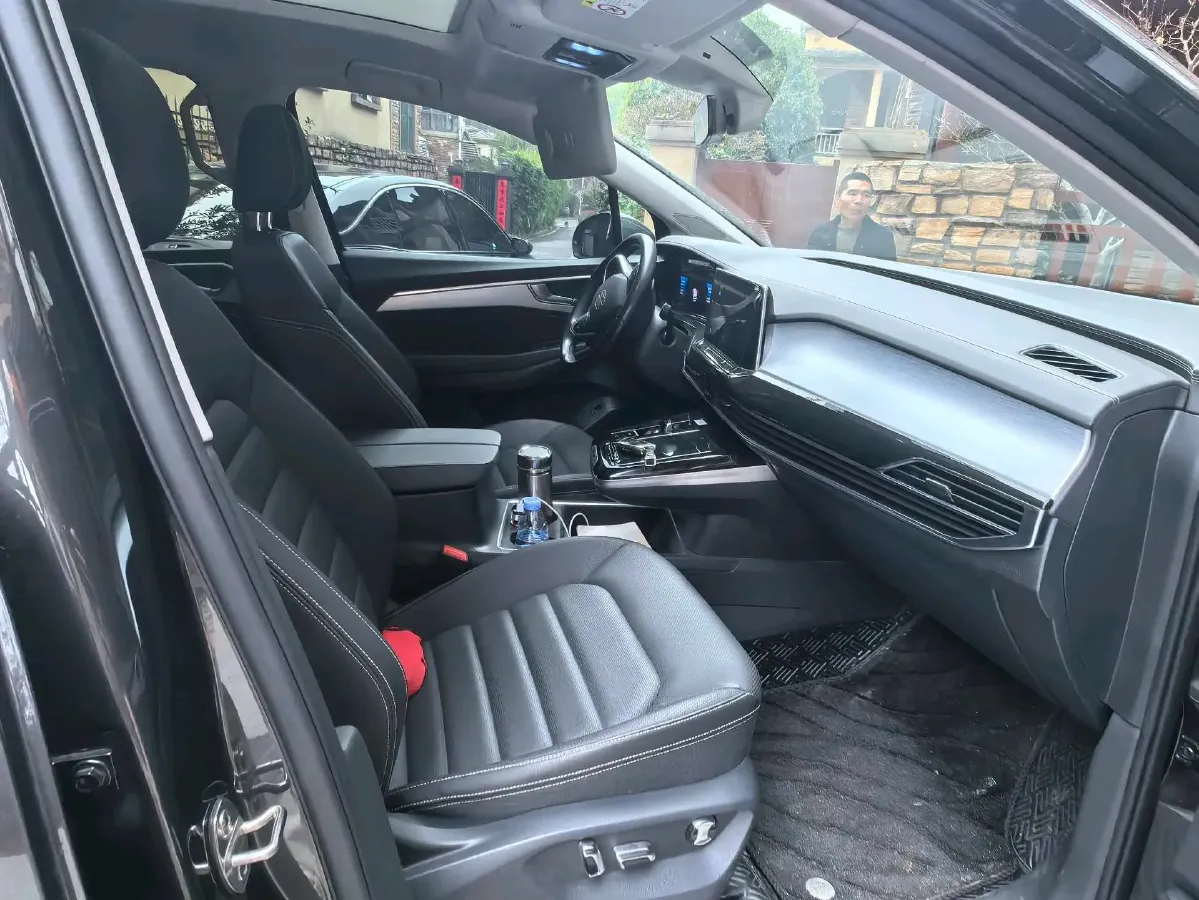 2024 Volkswagen Talagon 2.0T 220HP L4 7DCT,autocango,china used car exporter,china ev exporter,chinese used car exporter,chinese used ev exporter