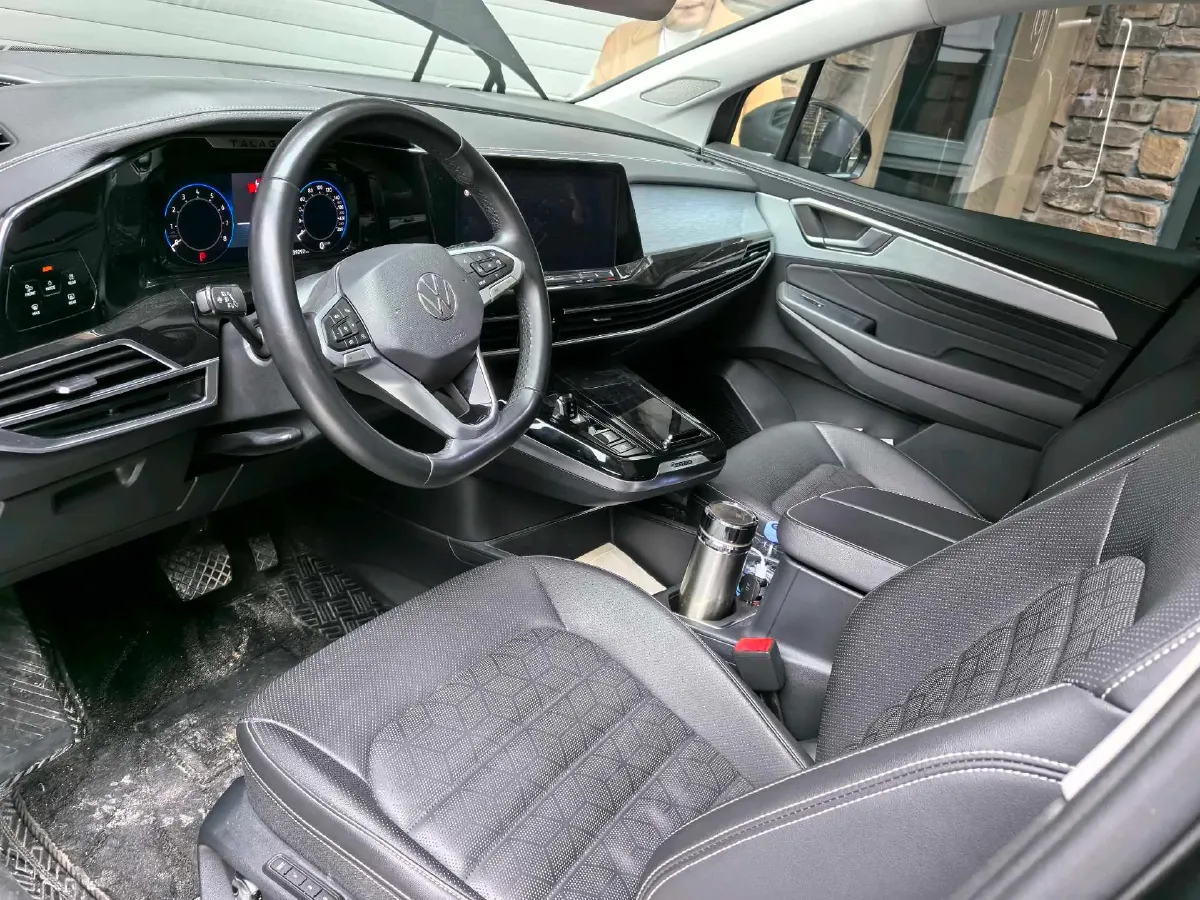 2024 Volkswagen Talagon 2.0T 220HP L4 7DCT,autocango,china used car exporter,china ev exporter,chinese used car exporter,chinese used ev exporter