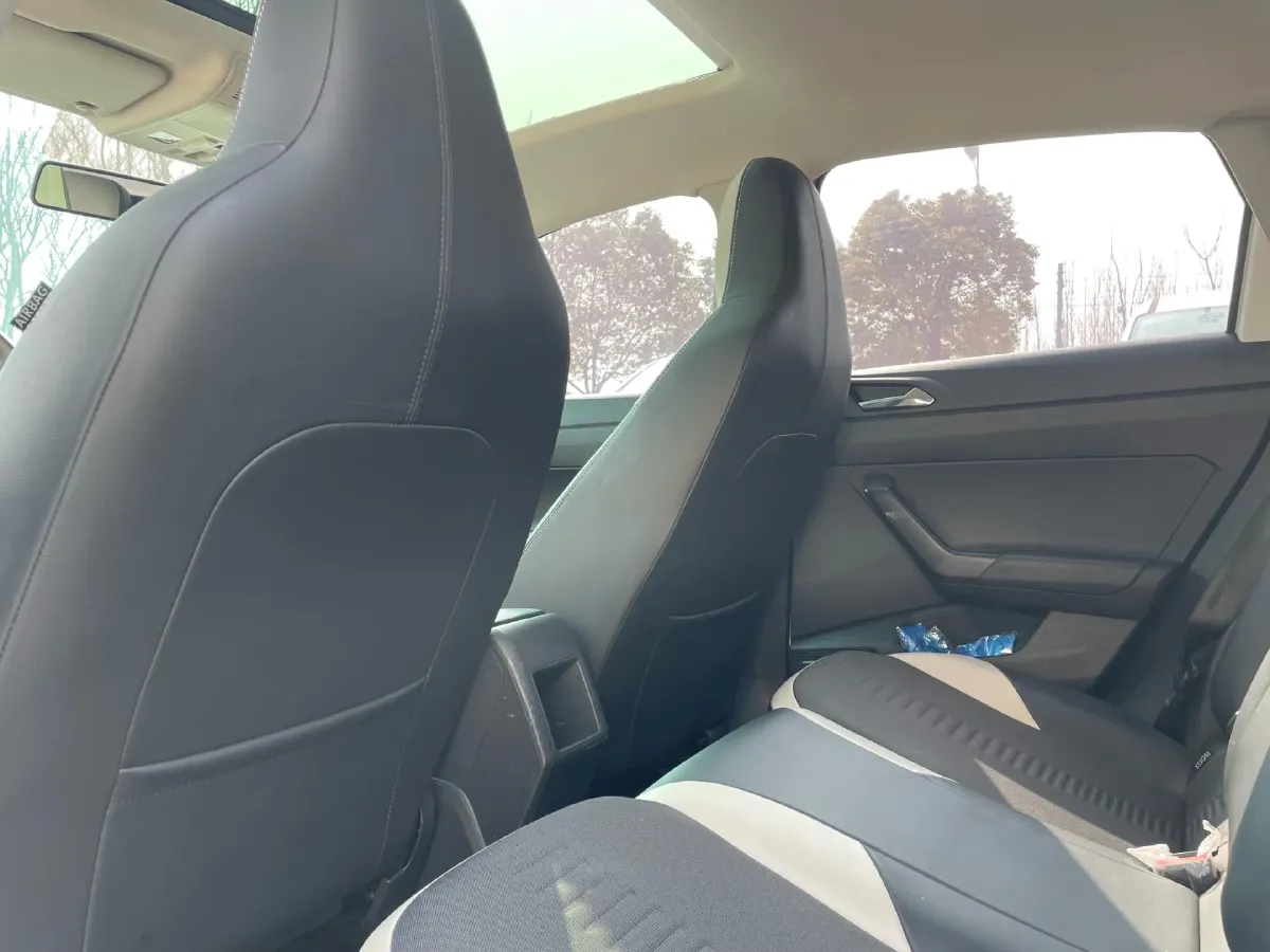 2021 Haval H6 1.5T 169HP L4 7DCT,autocango,china used car exporter,china ev exporter,chinese used car exporter,chinese used ev exporter