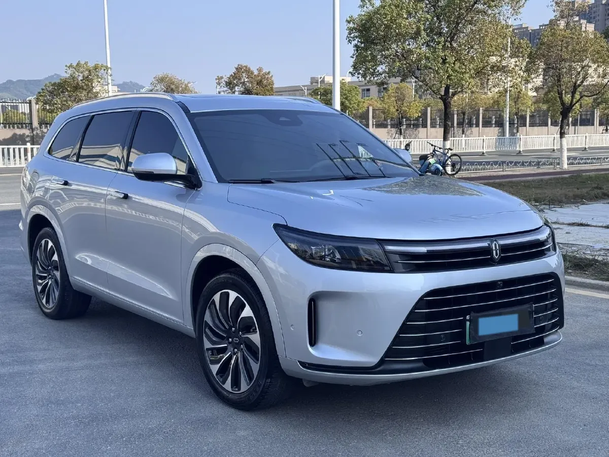 2022 Infiniti Q50L 2.0T 211HP L4 7AT,autocango,china used car exporter,china ev exporter,chinese used car exporter,chinese used ev exporter