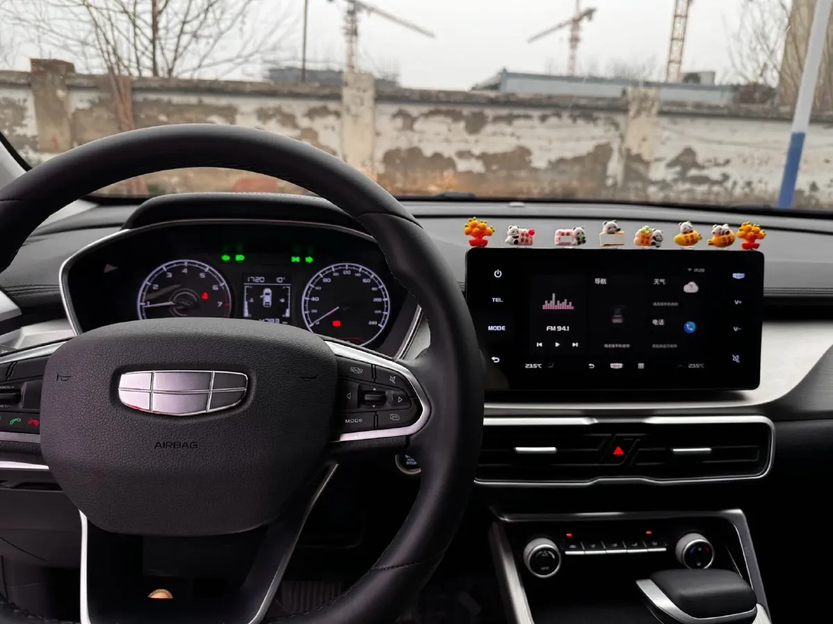 2025 Geely Coolray 1.5L 126HP L4 CVT,autocango,china used car exporter,china ev exporter,chinese used car exporter,chinese used ev exporter