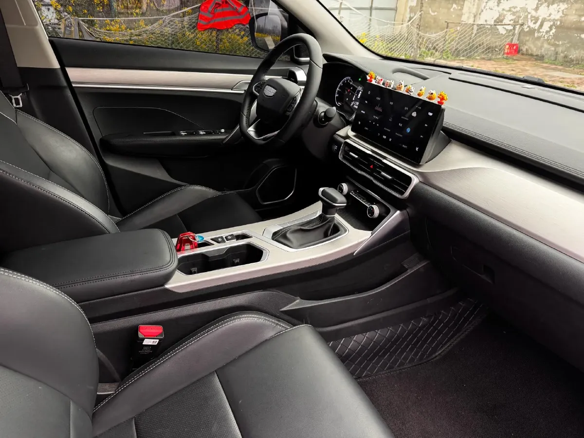 2025 Geely Coolray 1.5L 126HP L4 CVT,autocango,china used car exporter,china ev exporter,chinese used car exporter,chinese used ev exporter