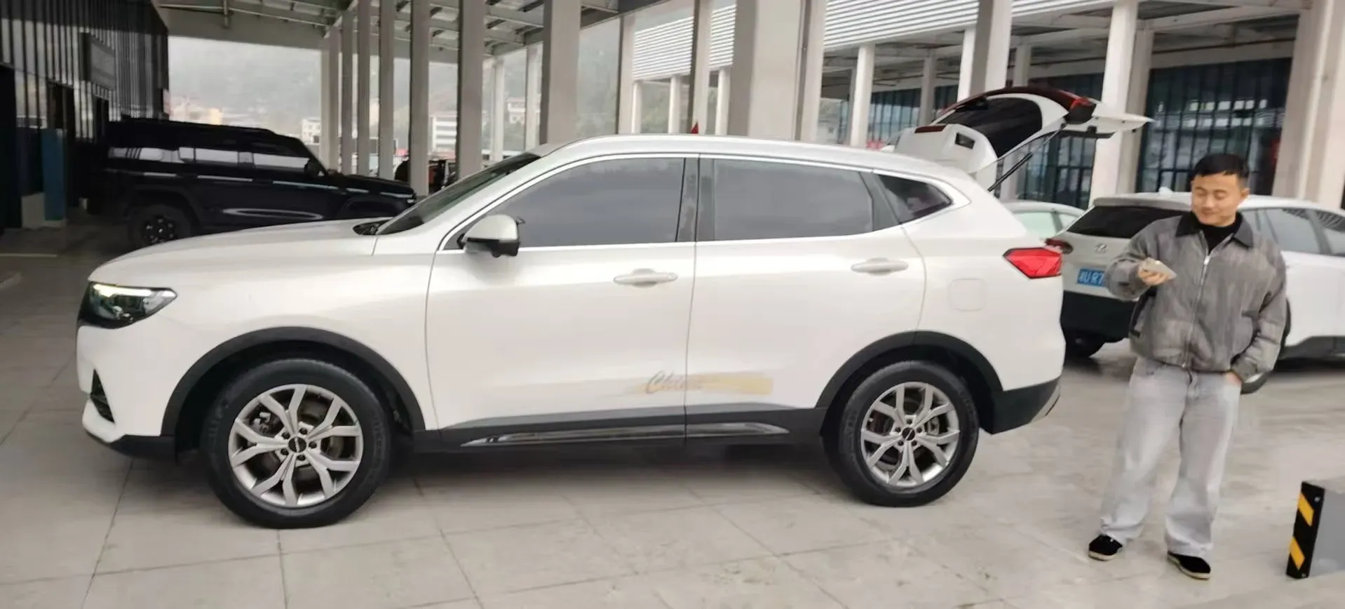 2021 Haval H6 1.5T 150HP L4 7DCT,autocango,china used car exporter,china ev exporter,chinese used car exporter,chinese used ev exporter