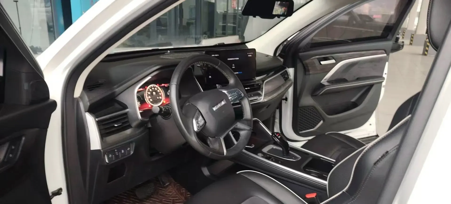 2021 Haval H6 1.5T 150HP L4 7DCT,autocango,china used car exporter,china ev exporter,chinese used car exporter,chinese used ev exporter