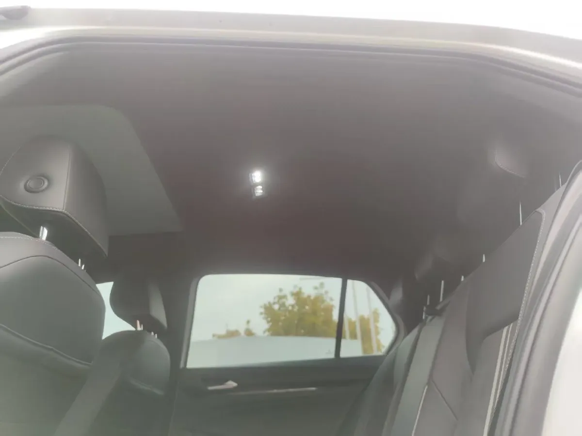 2023 Volkswagen Golf 1.4T 150HP L4 7DCT,autocango,china used car exporter,china ev exporter,chinese used car exporter,chinese used ev exporter