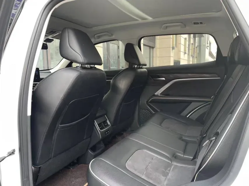 2021 Haval H6 1.5T 169HP L4 7DCT,autocango,china used car exporter,china ev exporter,chinese used car exporter,chinese used ev exporter