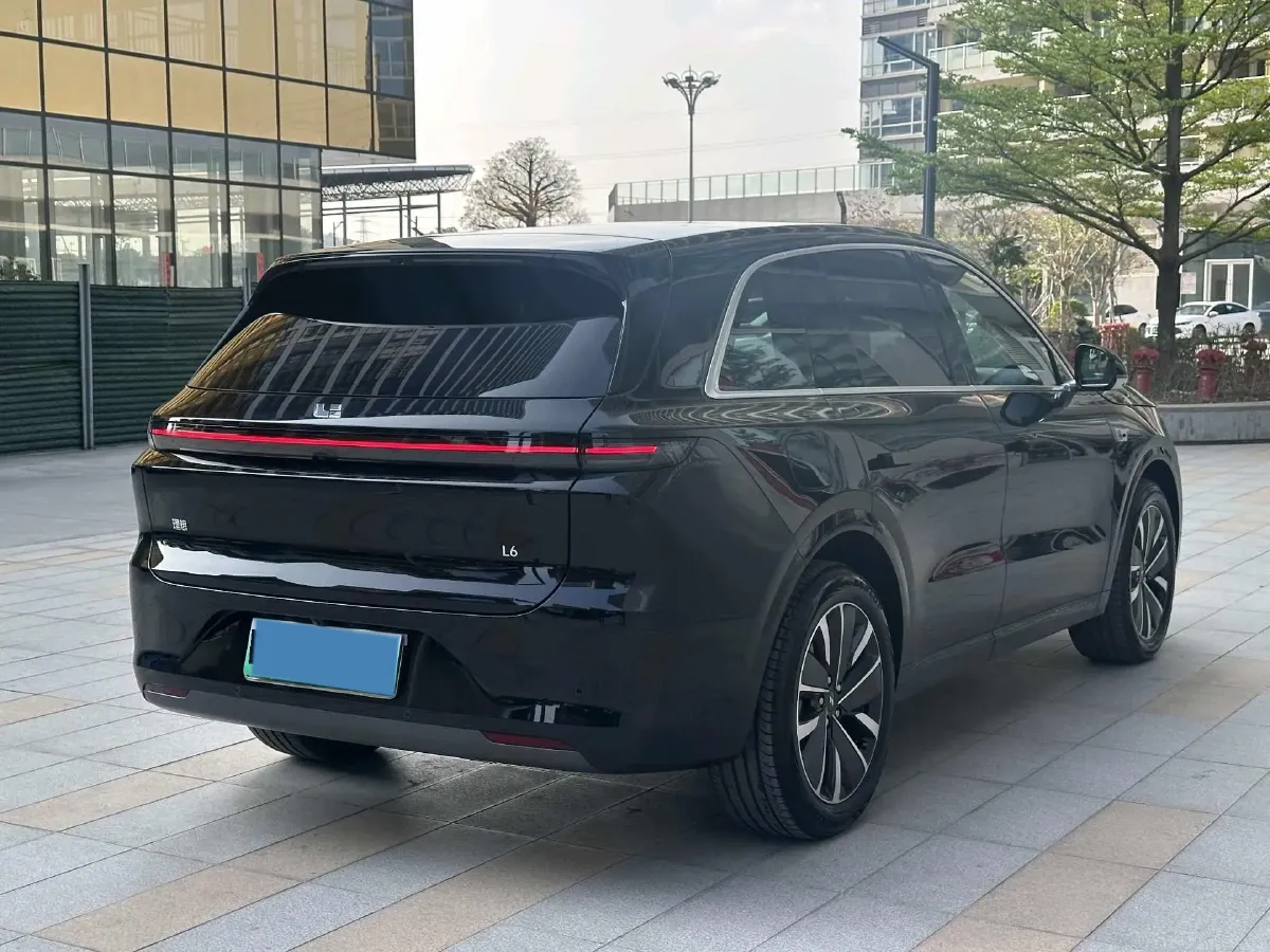 2025 Li L6 Range Extended 154HP L4 REEV,autocango,china used car exporter,china ev exporter,chinese used car exporter,chinese used ev exporter