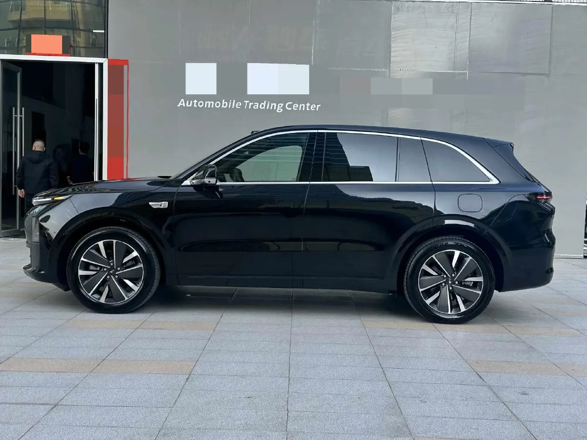 2025 Li L6 Range Extended 154HP L4 REEV,autocango,china used car exporter,china ev exporter,chinese used car exporter,chinese used ev exporter