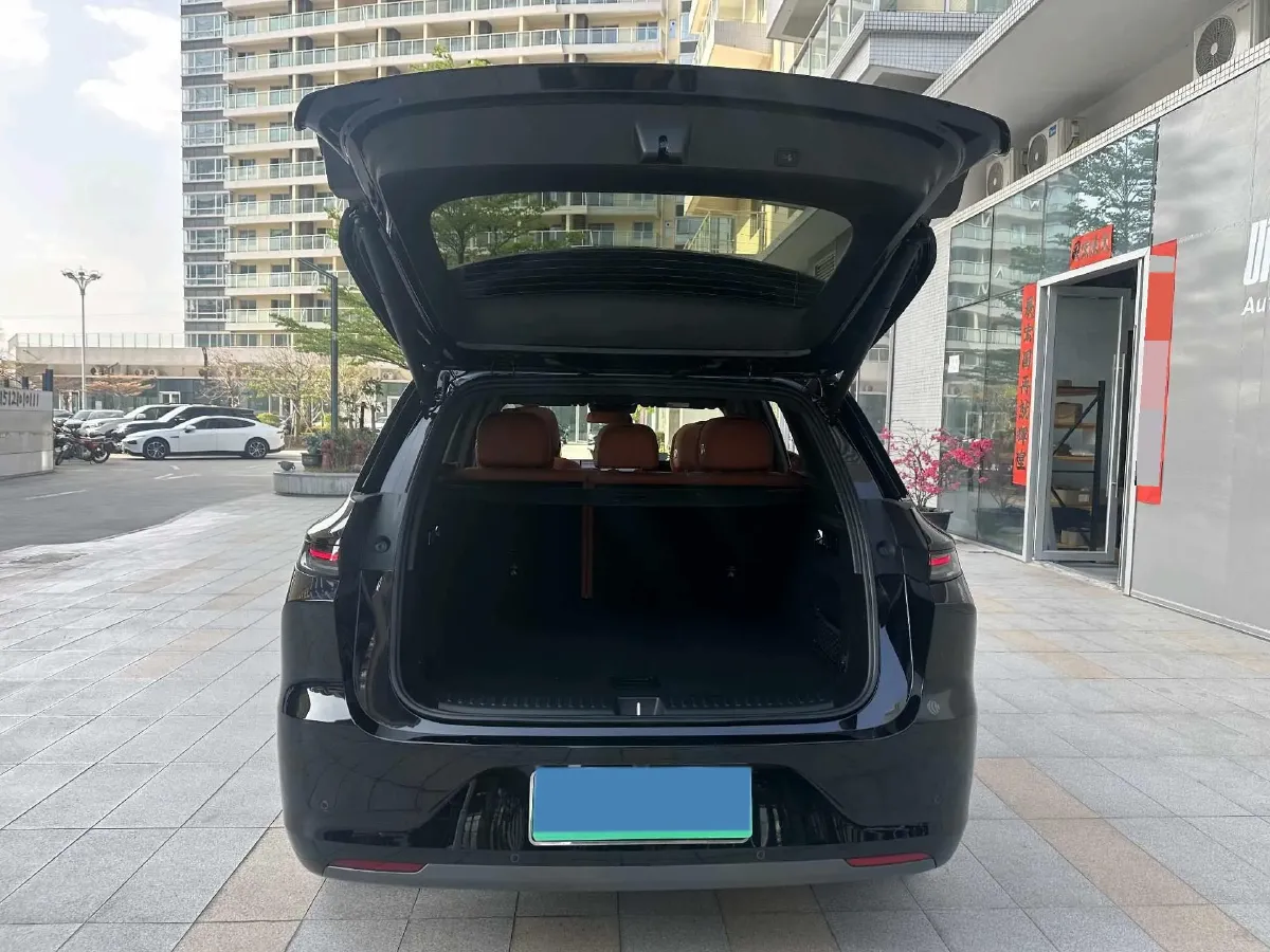 2025 Li L6 Range Extended 154HP L4 REEV,autocango,china used car exporter,china ev exporter,chinese used car exporter,chinese used ev exporter