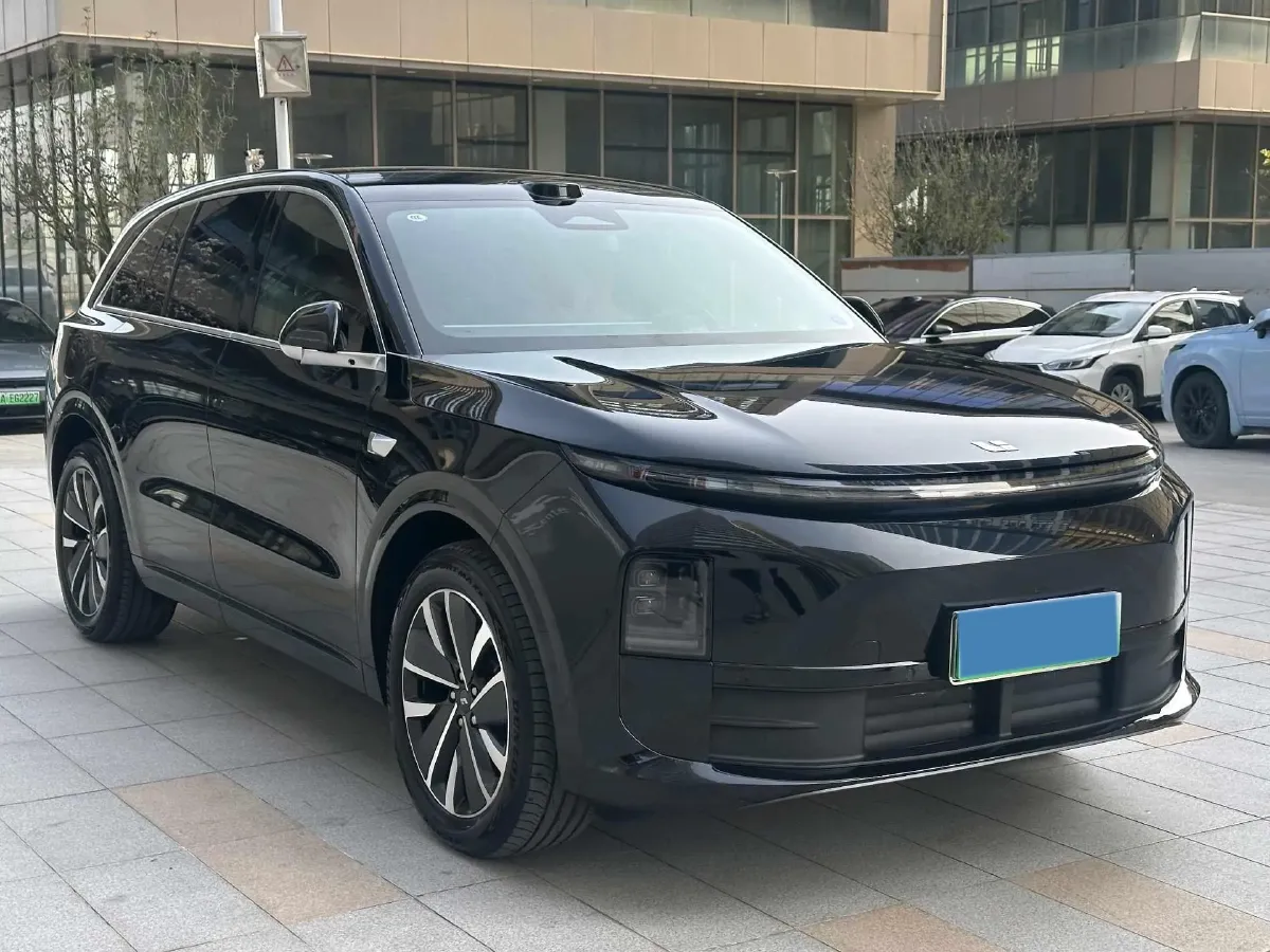 2025 Li L6 Range Extended 154HP L4 REEV,autocango,china used car exporter,china ev exporter,chinese used car exporter,chinese used ev exporter