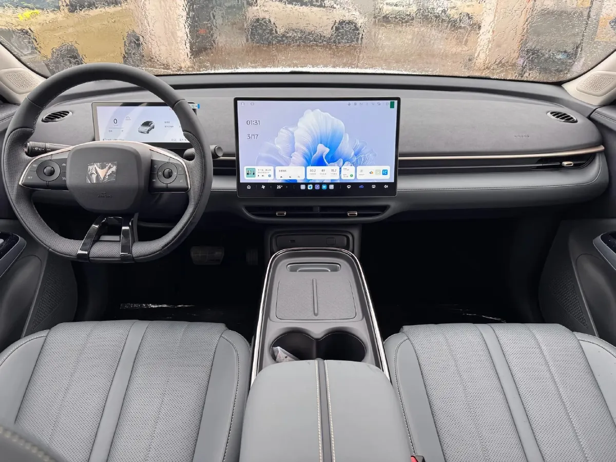 2026 ARCFOX T1 BEV,autocango,china used car exporter,china ev exporter,chinese used car exporter,chinese used ev exporter