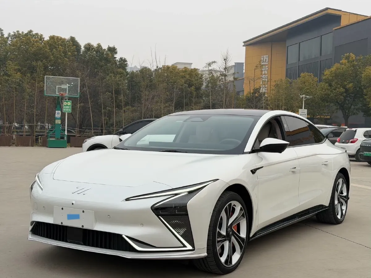 2022 IM L7 BEV 90KWH,autocango,china used car exporter,china ev exporter,chinese used car exporter,chinese used ev exporter