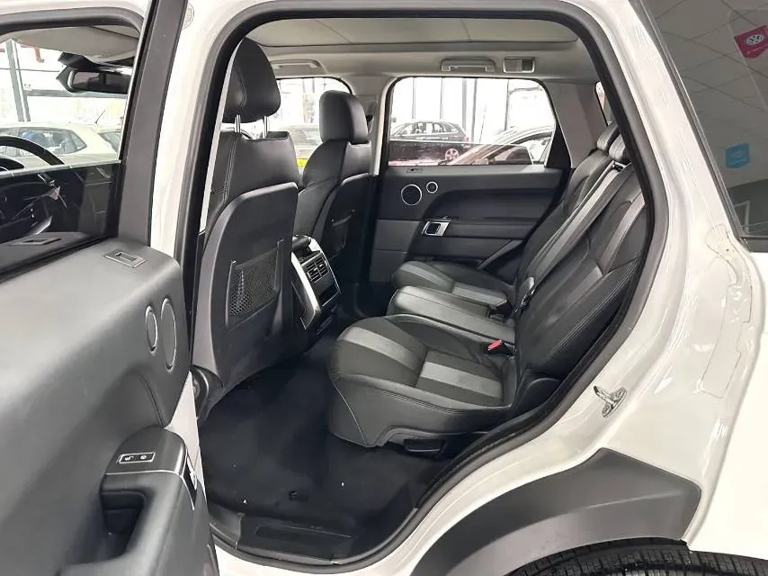 2017 Land Rover Range Rover Sport 3.0T 340HP V6 8AT,autocango,china used car exporter,china ev exporter,chinese used car exporter,chinese used ev exporter