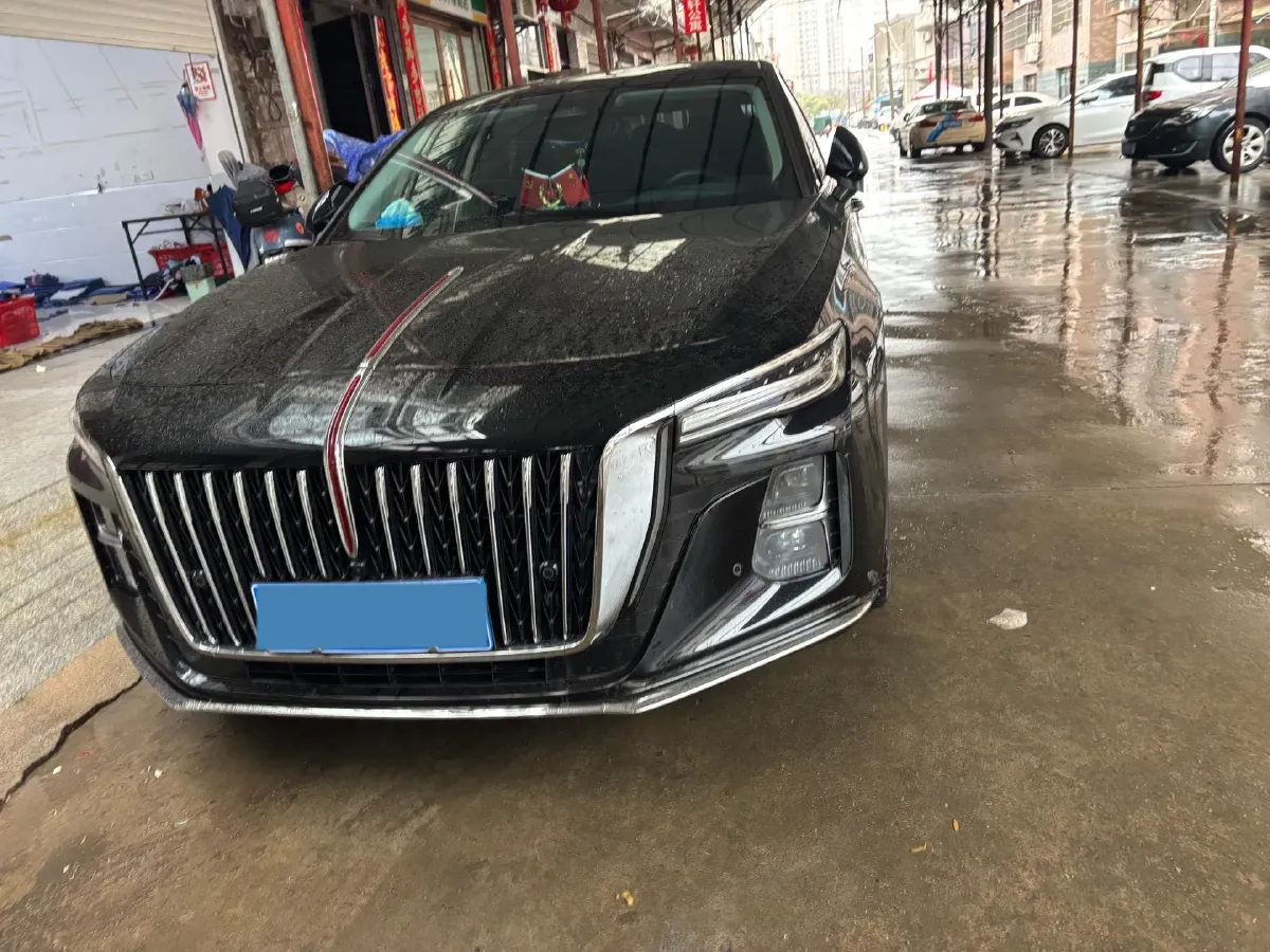 2025 HongQi H5 1.5T 169HP L4 1DHT Hybrid,autocango,china used car exporter,china ev exporter,chinese used car exporter,chinese used ev exporter