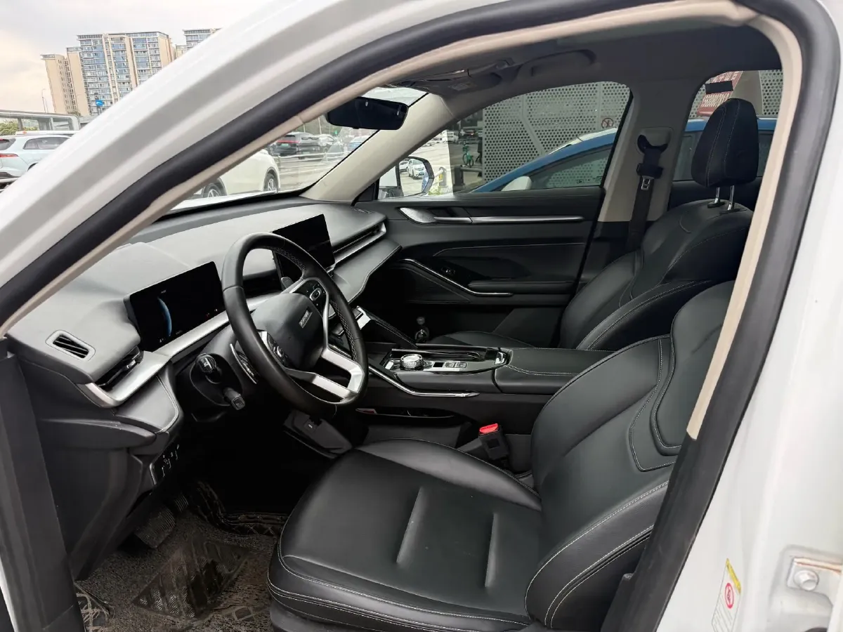 2022 Haval H6S 2.0T 211HP L4 7DCT,autocango,china used car exporter,china ev exporter,chinese used car exporter,chinese used ev exporter