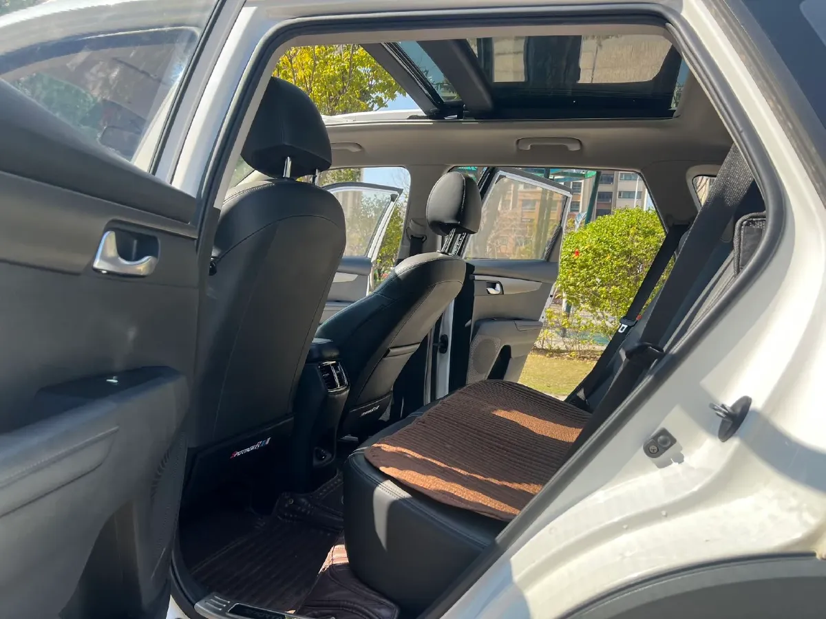 2018 Kia Sportage R 2.0L 160HP L4 6AT,autocango,china used car exporter,china ev exporter,chinese used car exporter,chinese used ev exporter