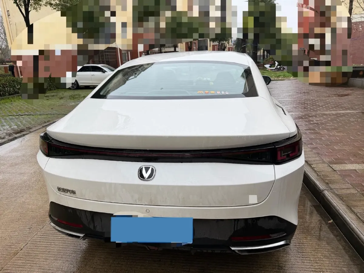 2025 ChangAn Eado 1.5T 192HP L4 7DCT,autocango,china used car exporter,china ev exporter,chinese used car exporter,chinese used ev exporter
