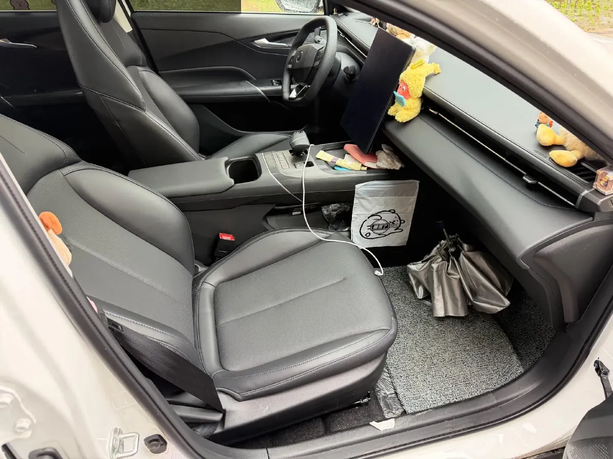 2025 ChangAn Eado 1.5T 192HP L4 7DCT,autocango,china used car exporter,china ev exporter,chinese used car exporter,chinese used ev exporter