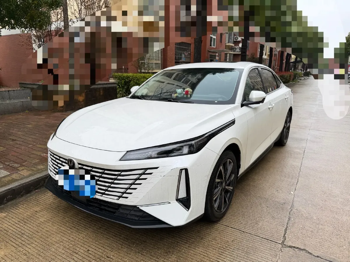 2025 ChangAn Eado 1.5T 192HP L4 7DCT,autocango,china used car exporter,china ev exporter,chinese used car exporter,chinese used ev exporter