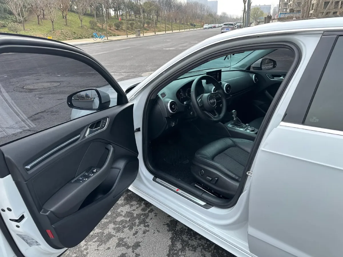 2020 Audi A3 1.4T 150HP L4 7DCT,autocango,china used car exporter,china ev exporter,chinese used car exporter,chinese used ev exporter